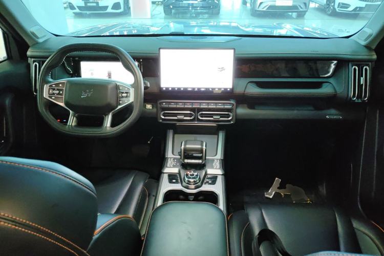 Used JETOUR Freelander 2025 1.5TD DCT Explore Center Console
