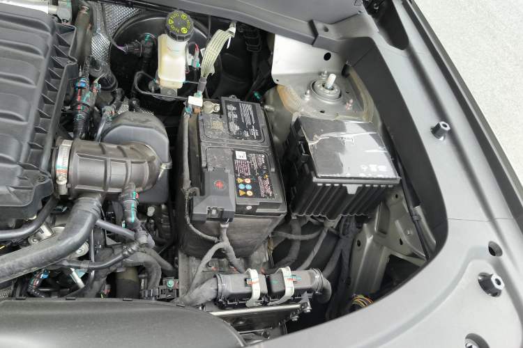 Used JETOUR Freelander 2025 1.5TD DCT Discovery Engine Bay Left