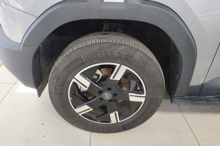Used JETOUR Freelander 2025 1.5TD DCT Explore Exterior 4