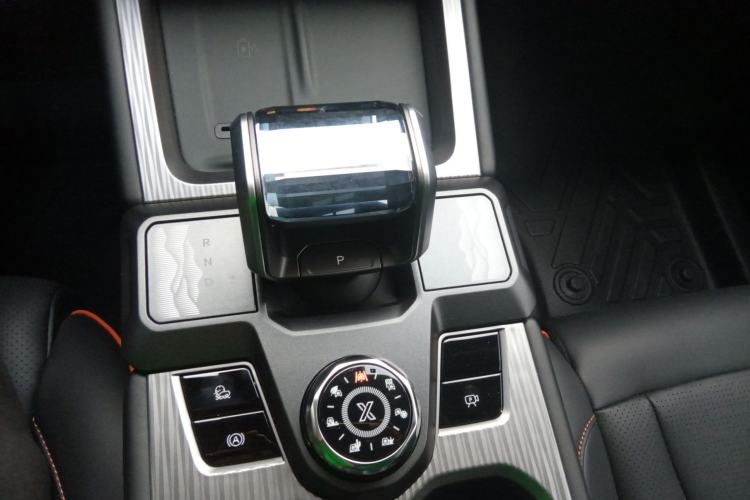 Used JETOUR Freelander 2025 2.0TD Automatic XWD Conqueror Gear Lever