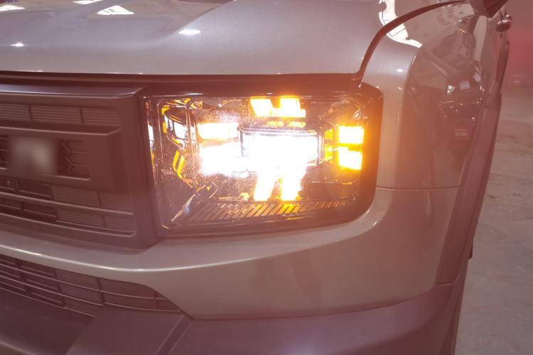 Used JETOUR Freelander 2025 2.0TD Automatic XWD Conqueror Left Front Headlight