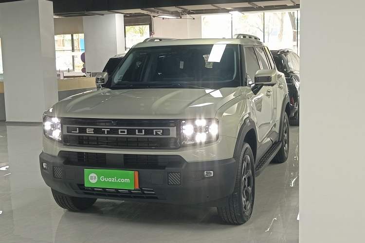 JETOUR Freelander 2025 Model 2.0TD Automatic XWD Crosser