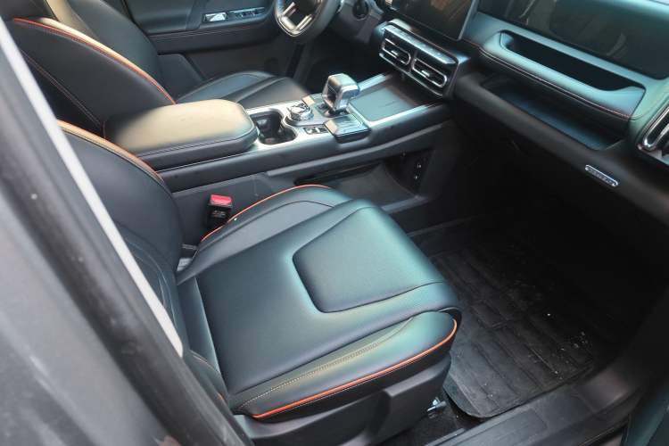 Used JETOUR Freelander 2025 1.5TD DCT Explore Right Front Seat
