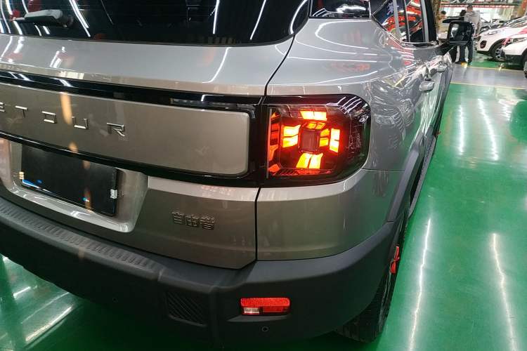 Used JETOUR Freelander 2025 1.5TD DCT Explore Right Rear Taillight