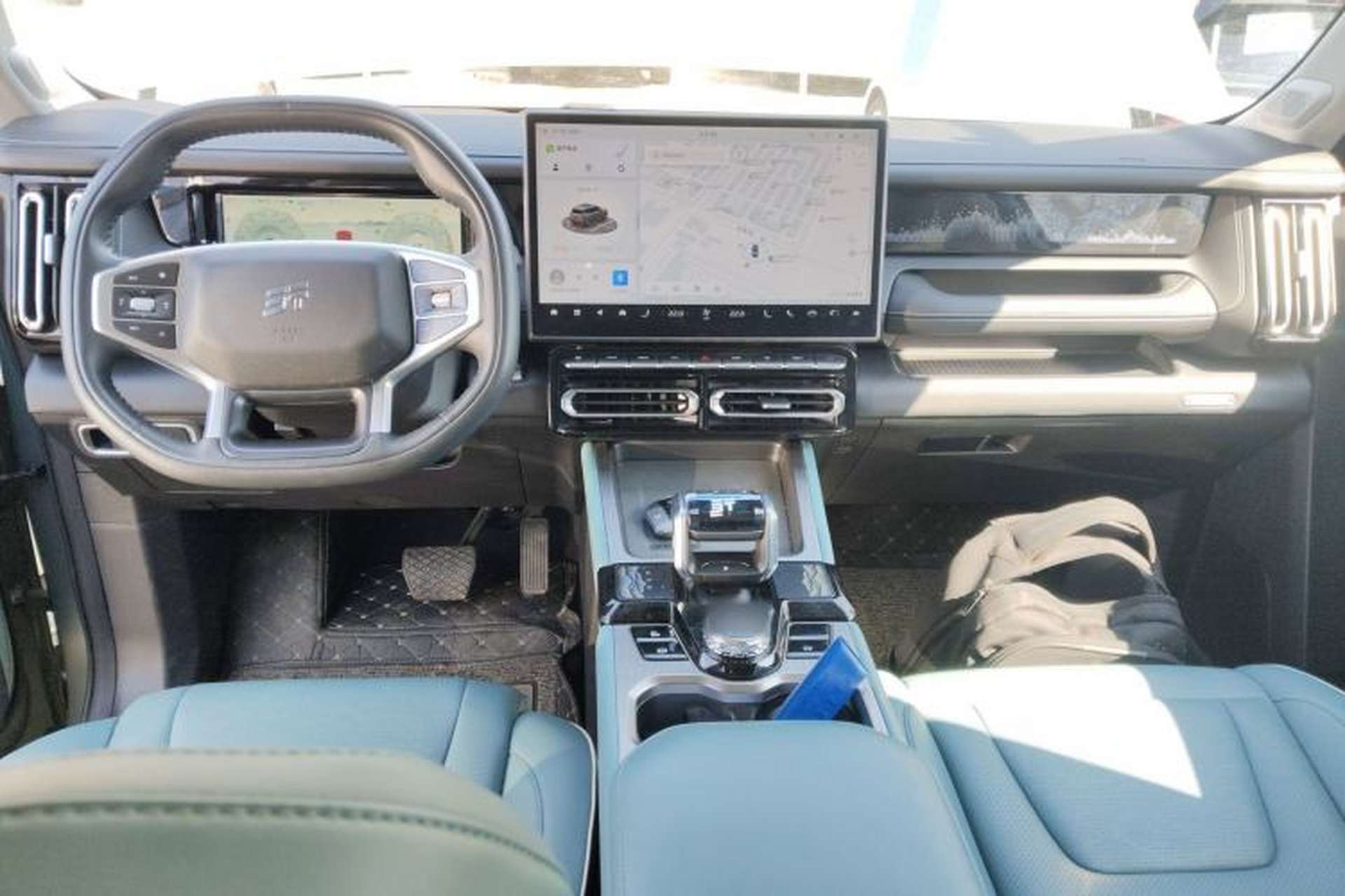 Used JETOUR Freelander 2025 2.0TD Automatic XWD Conqueror Center Console
