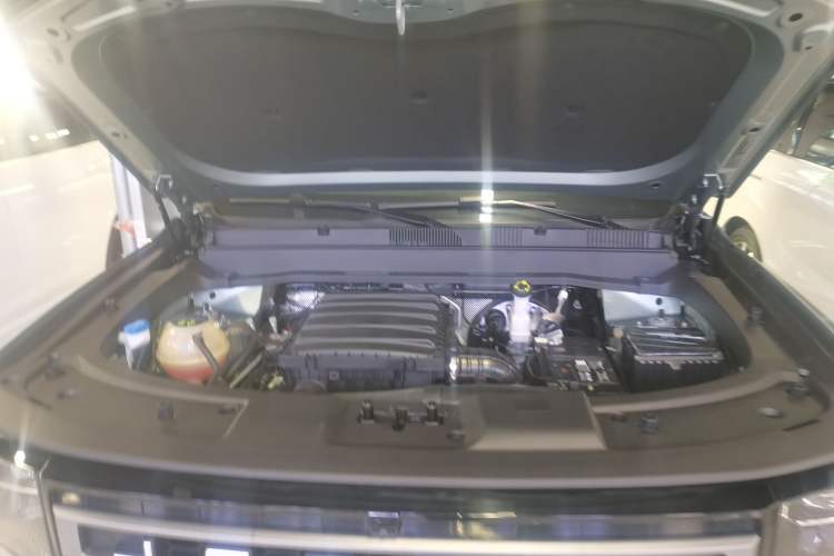 Used JETOUR Freelander 2025 2.0TD Automatic XWD Conqueror Engine Bay