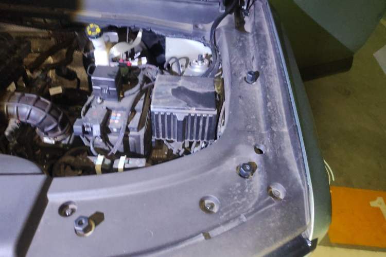 Used JETOUR Freelander 2025 2.0TD Automatic XWD Conqueror Engine Bay Left