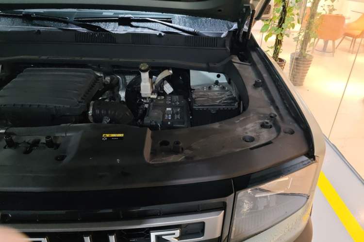 Used JETOUR Freelander 2025 2.0TD Automatic XWD Conqueror Engine Bay Left