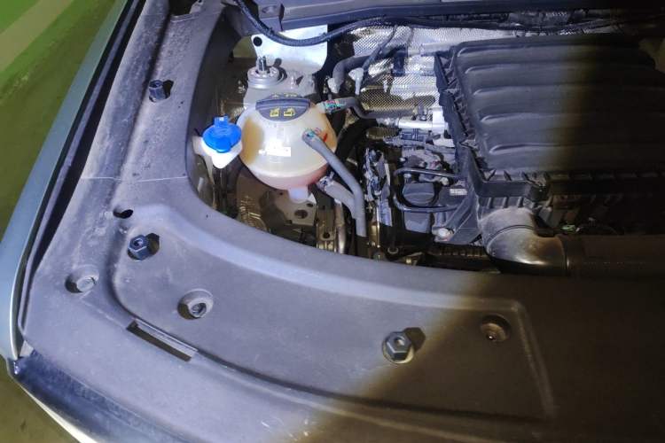Used JETOUR Freelander 2025 2.0TD Automatic XWD Conqueror Engine Bay Right