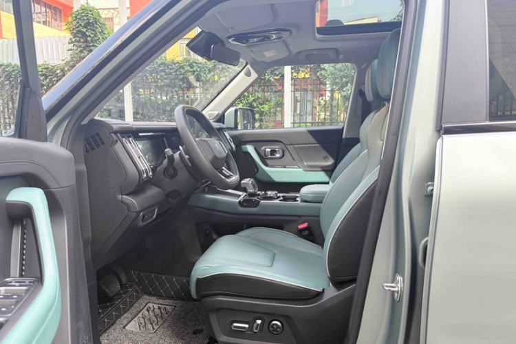 Used JETOUR Freelander 2025 2.0TD Automatic XWD Conqueror Left Front Seat