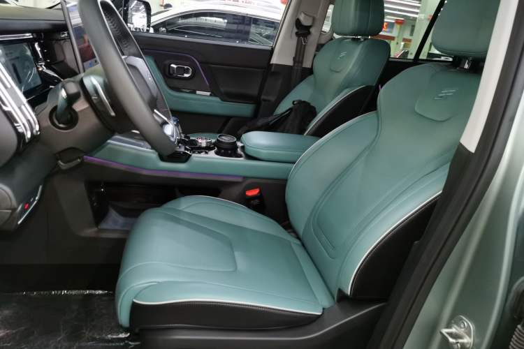 Used JETOUR Freelander 2025 2.0TD Automatic XWD Conqueror Left Front Seat
