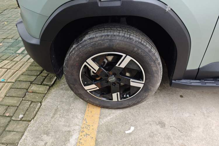 Used JETOUR Freelander 2025 1.5TD DCT Discovery Left Front Wheel Hub