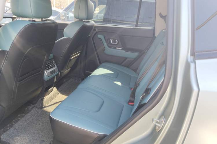 Used JETOUR Freelander 2025 2.0TD Automatic XWD Conqueror Left Rear Seat