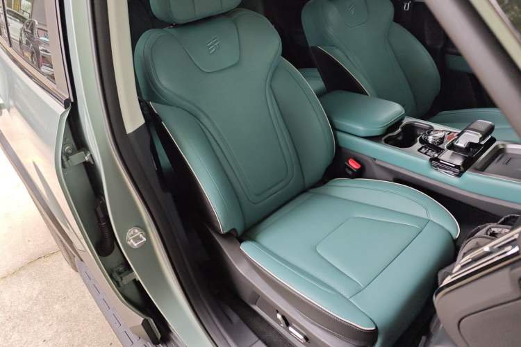 Used JETOUR Freelander 2025 1.5TD DCT Discovery Right Front Seat