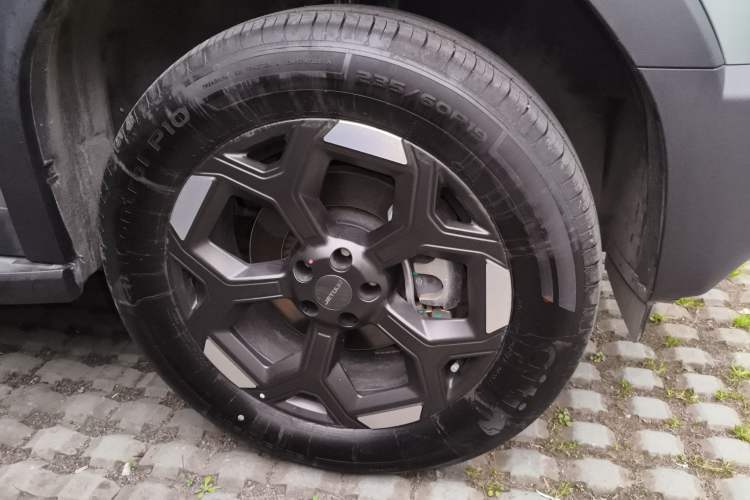 Used JETOUR Freelander 2025 2.0TD Automatic XWD Conqueror Right Front Wheel Hub