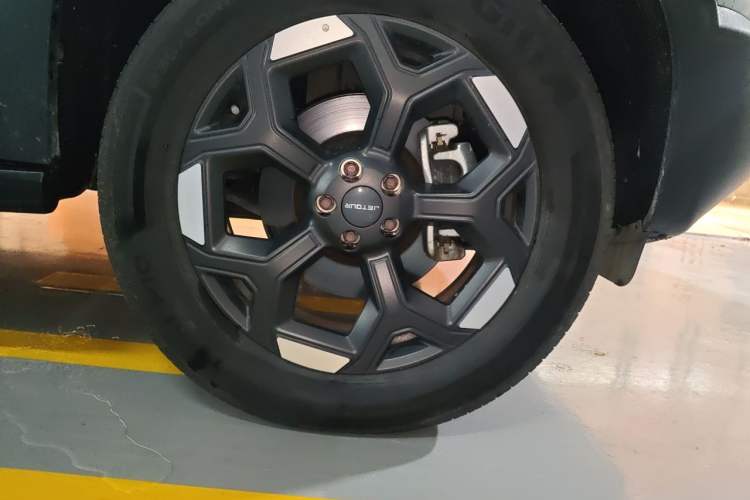 Used JETOUR Freelander 2025 2.0TD Automatic XWD Conqueror Right Front Wheel Hub