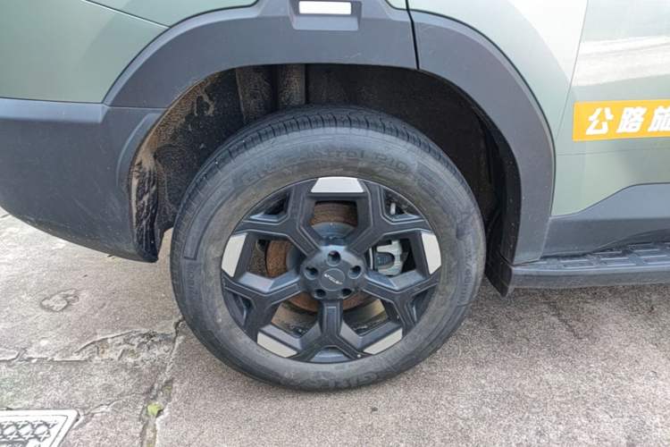 Used JETOUR Freelander 2025 2.0TD Automatic XWD Conqueror Right Rear Wheel Hub