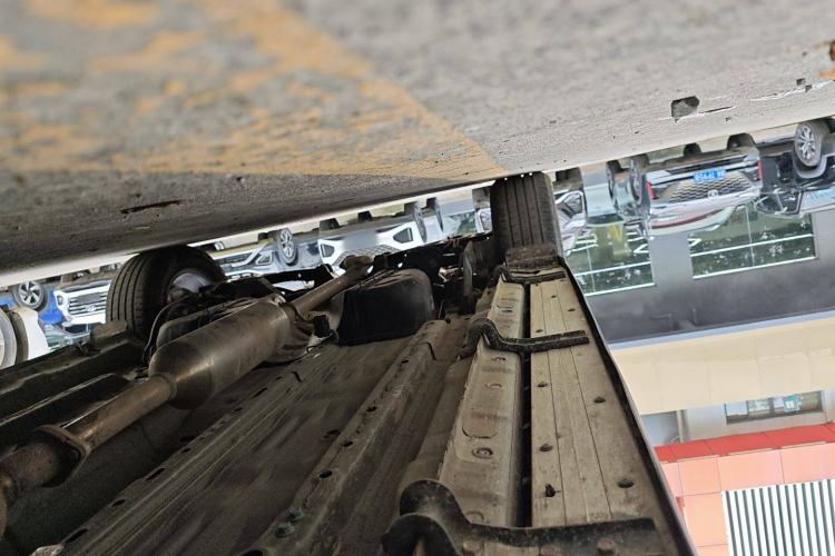 Used JETOUR Freelander 2025 1.5TD DCT Discovery Right Side Sill