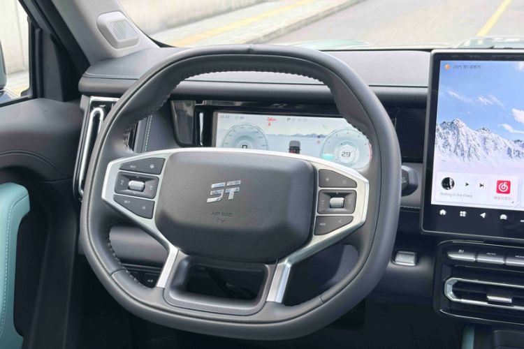 Used JETOUR Freelander 2025 2.0TD Automatic XWD Conqueror Steering Wheel