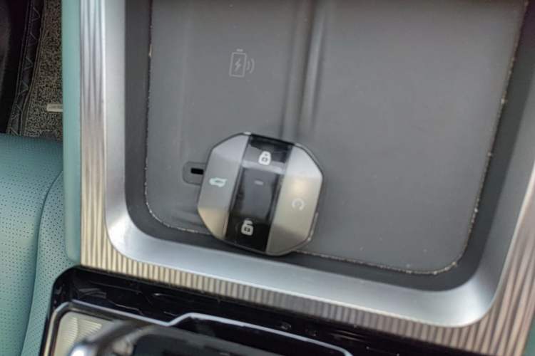 Used JETOUR Freelander 2025 2.0TD Automatic XWD Conqueror Vehicle Key