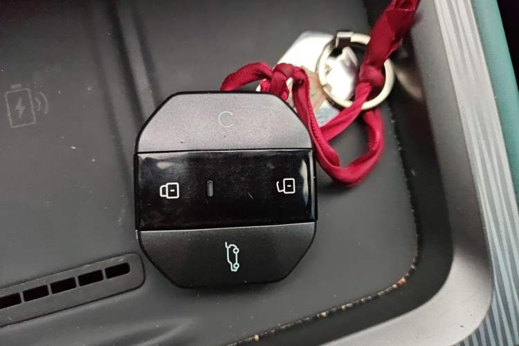Used JETOUR Freelander 2025 2.0TD Automatic XWD Conqueror Vehicle Key