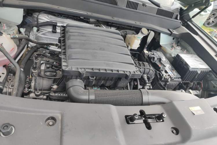 Used JETOUR Freelander 2025 2.0TD Automatic XWD Conqueror Engine Bay