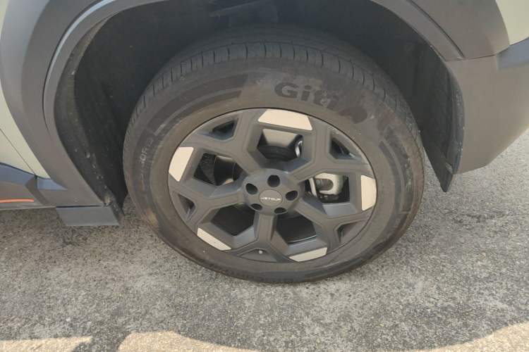 Used JETOUR Freelander 2025 2.0TD Automatic XWD Conqueror Right Front Wheel Hub