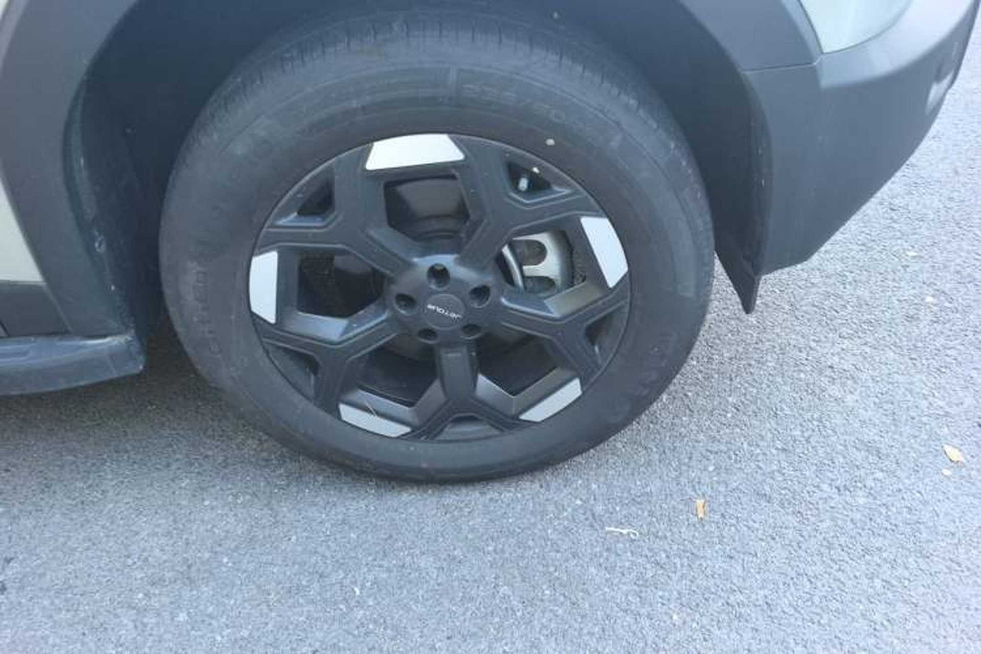 Used JETOUR Freelander 2025 2.0TD Automatic All-Terrain Right Front Wheel Hub