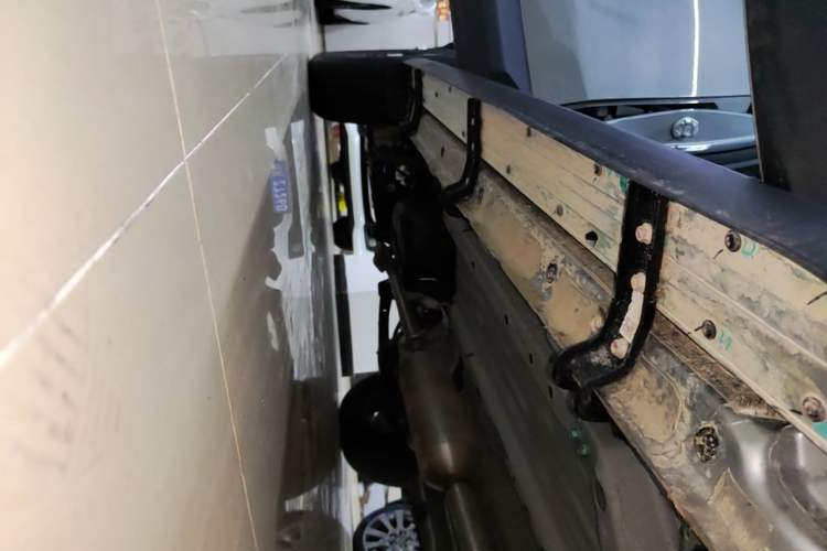 Used JETOUR Freelander 2025 1.5TD DCT Discovery Right Side Sill