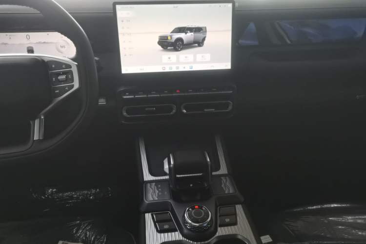 Used JETOUR Freelander 2025 1.5TD DCT Explore Audio And AC Panel