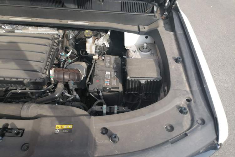 Used JETOUR Freelander 2025 1.5TD DCT Discovery Engine Bay Left