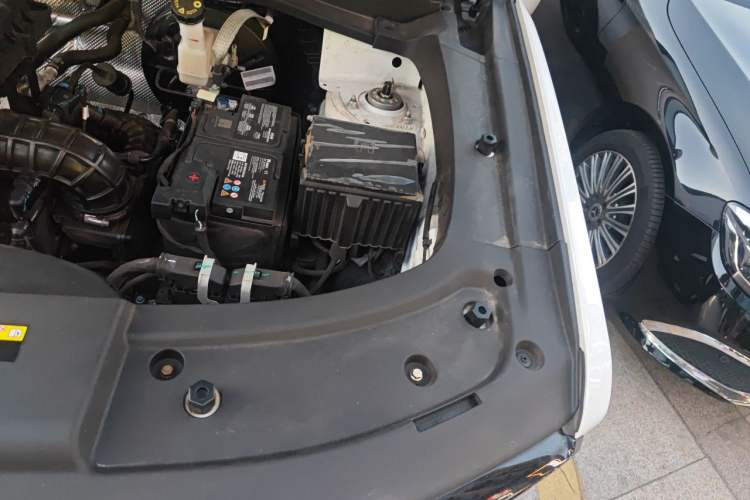 Used JETOUR Freelander 2025 2.0TD Automatic XWD Conqueror Engine Bay Left