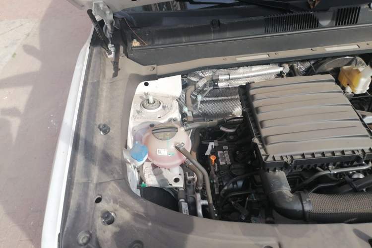 Used JETOUR Freelander 2025 1.5TD DCT Discovery Engine Bay Right