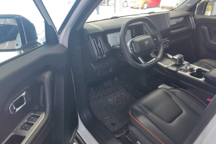 Used JETOUR Freelander 2025 2.0TD Automatic XWD Conqueror Interior 2