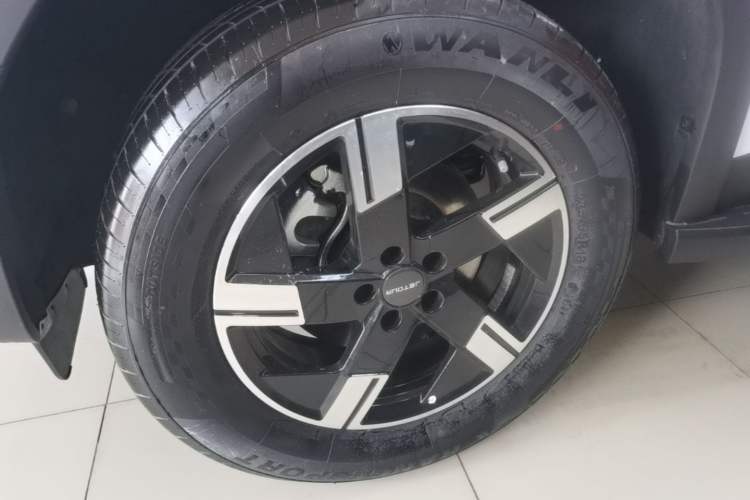 Used JETOUR Freelander 2025 1.5TD DCT Explore Left Front Wheel Hub