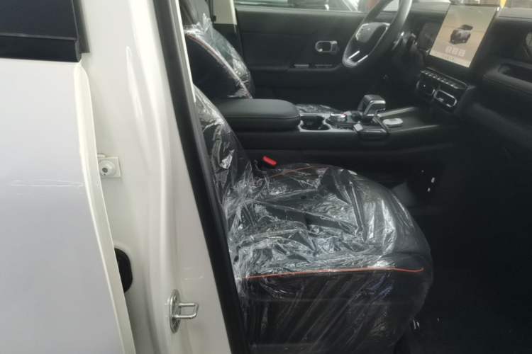 Used JETOUR Freelander 2025 1.5TD DCT Explore Right Front Seat