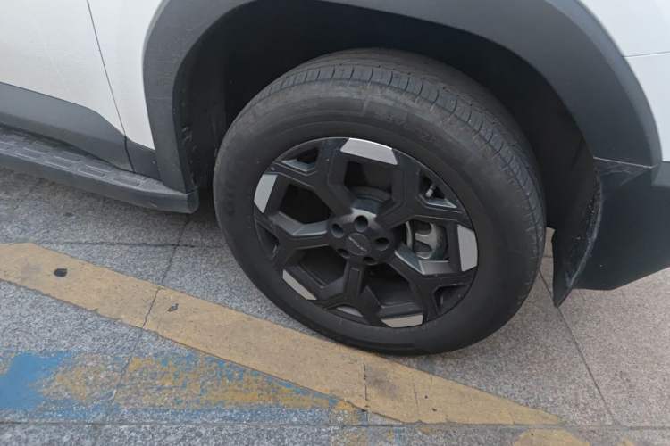 Used JETOUR Freelander 2025 2.0TD Automatic XWD Conqueror Right Front Wheel Hub