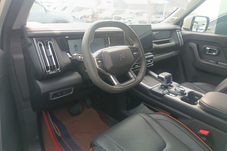 Used JETOUR Freelander 2025 1.5TD DCT Explore Center Console