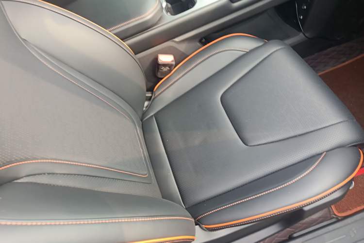Used JETOUR Freelander 2025 1.5TD DCT Explore Right Front Seat