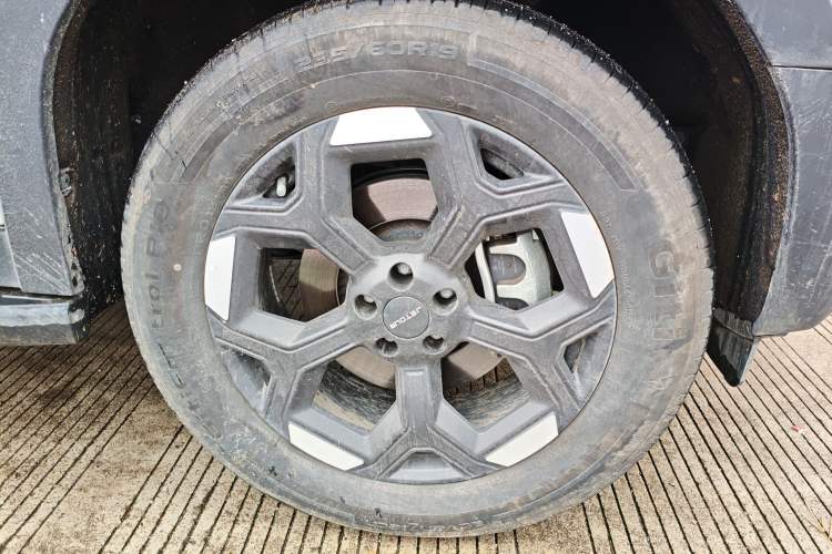 Used JETOUR Freelander 2025 2.0TD Automatic All-Terrain Right Front Wheel Hub