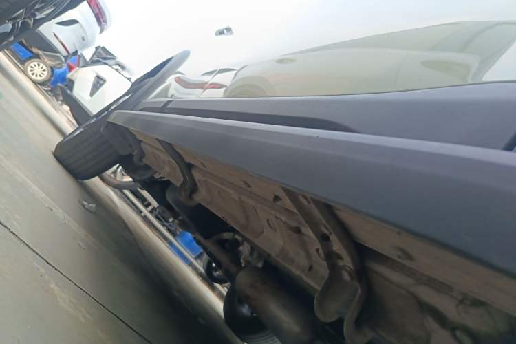 Used JETOUR Freelander 2025 1.5TD DCT Explore Right Side Sill