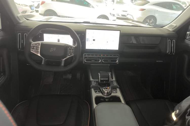 Used JETOUR Freelander 2026 Model 1.5TD DCT Black Warrior Explore Center Console