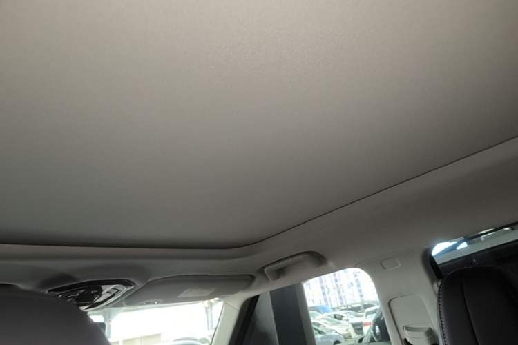 Used JETOUR Freelander 2026 Model 1.5TD DCT Black Warrior Explore Headliner