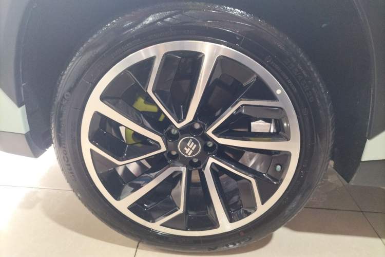 Used JETOUR Shanhai L6 2024 1.5TD DHT ULTRA Left Front Wheel Hub