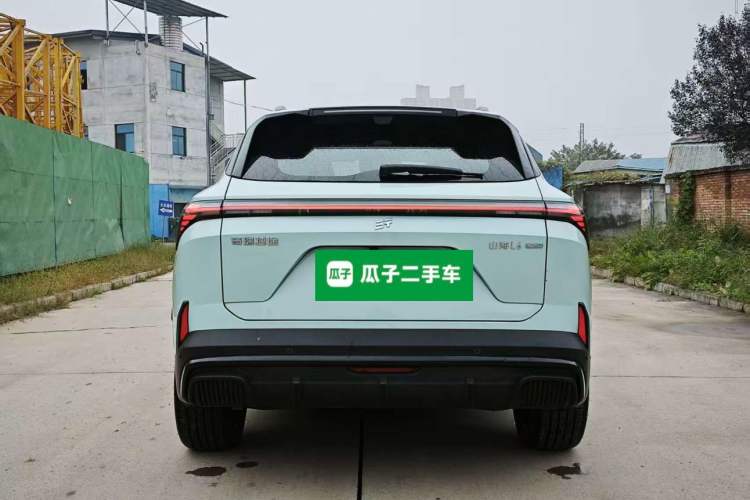 Used JETOUR Shanhai L6 2024 1.5TD DHT ULTRA Rear