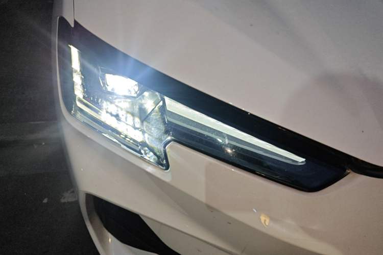 Used JETOUR Shanhai L6 2024 1.5TD DHT MAX Right Front Headlight