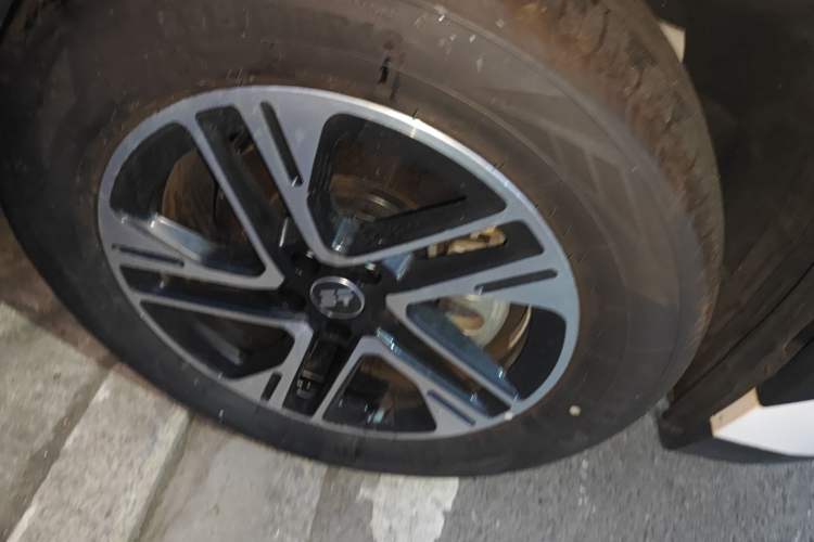 Used JETOUR Shanhai L6 2024 1.5TD DHT MAX Right Front Wheel Hub