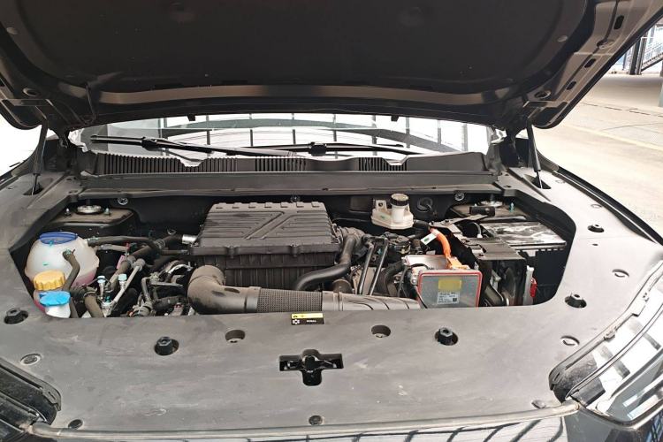 Used JETOUR Shanhai L6 2024 1.5TD DHT ULTRA Engine Bay