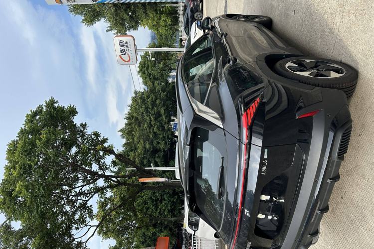 Used JETOUR Shanhai L6 2024 1.5TD DHT ULTRA Exterior 1