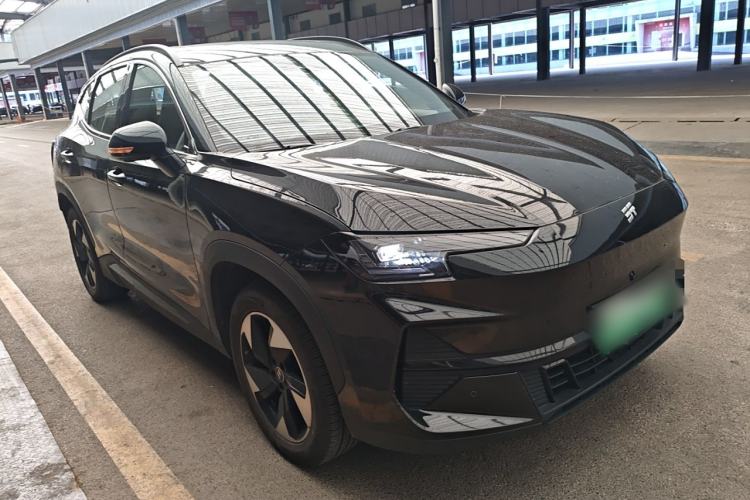 Used JETOUR Shanhai L6 2024 1.5TD DHT ULTRA Front Right 45 Deg
